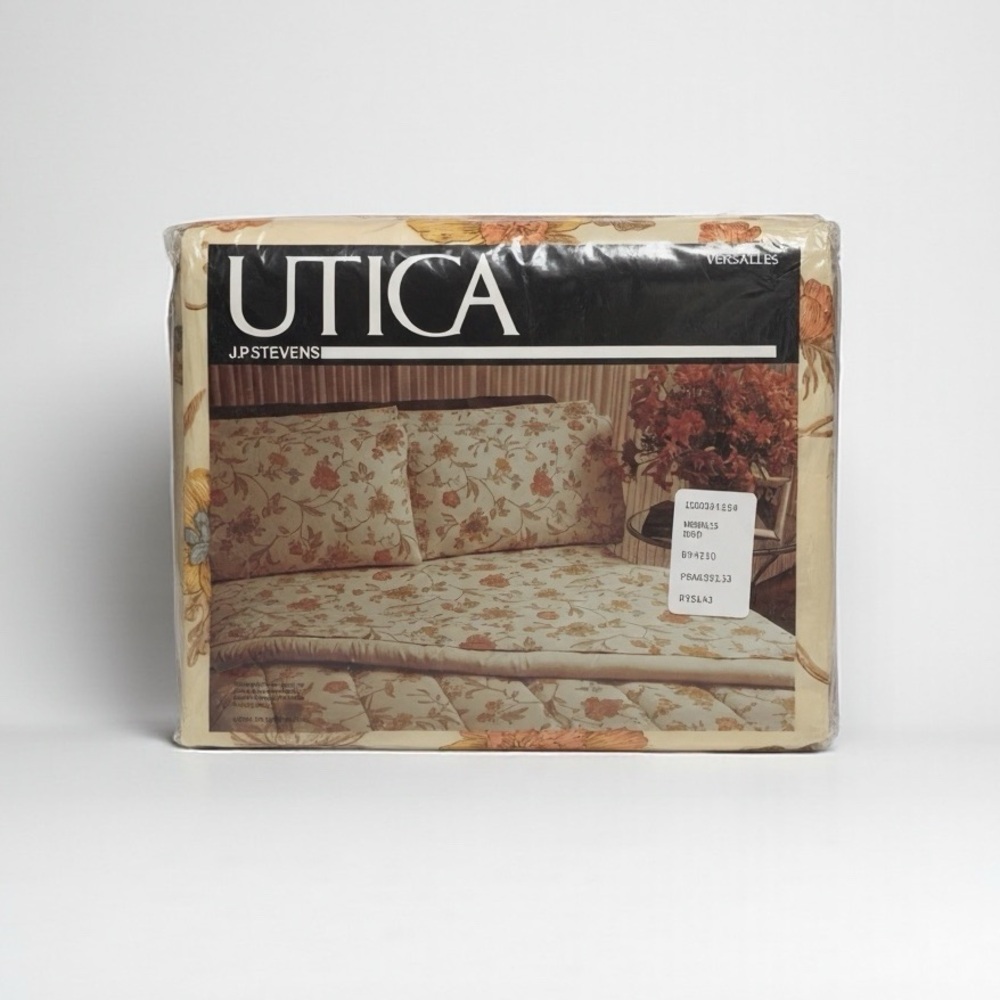 New Old Stock Vintage 70's Utica ‘Versailles’ Floral Double Flat Sheet